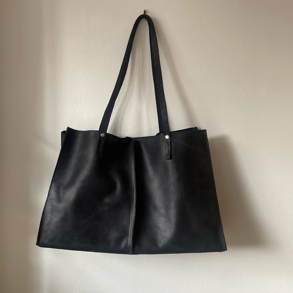 Leather tote bag - Picture 2 of 4